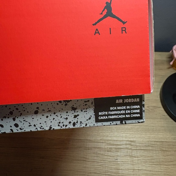 Air Jordan 6 Retro Toro Bravo Men’s Size 9 main image 9
